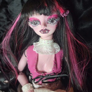 Draculaura (Count Fabulous)